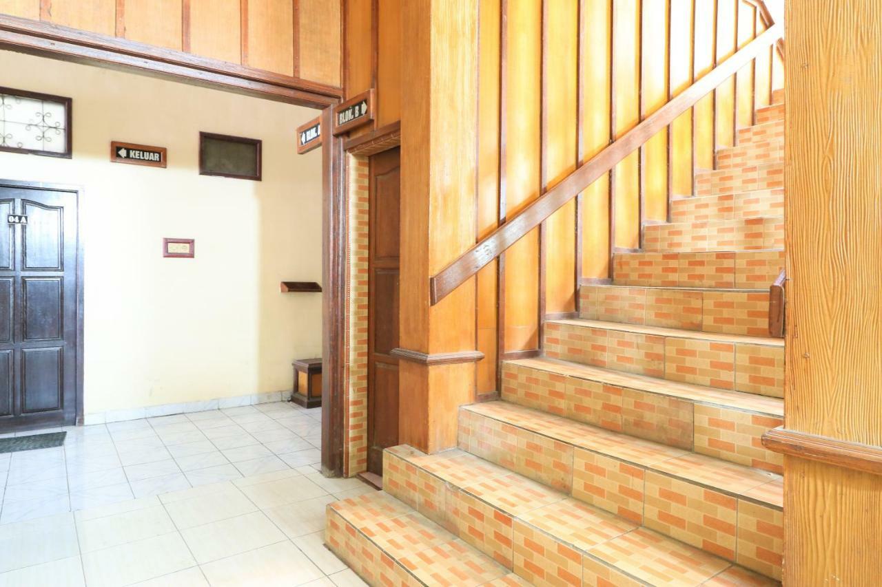 Hotel Erysa Juanda Sedati Exterior foto